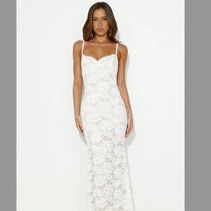 Small Hello Molly Soft Sweet Lace Maxi Dress White